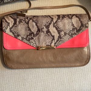 Gianni Bini Clutch bag